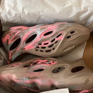 COPY - Selling them for 90, Size 5, Never wore,
